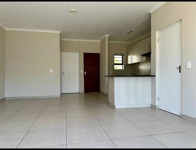 3 BEDROOM TOWNHOUSE TO LET IN PARKLANDS